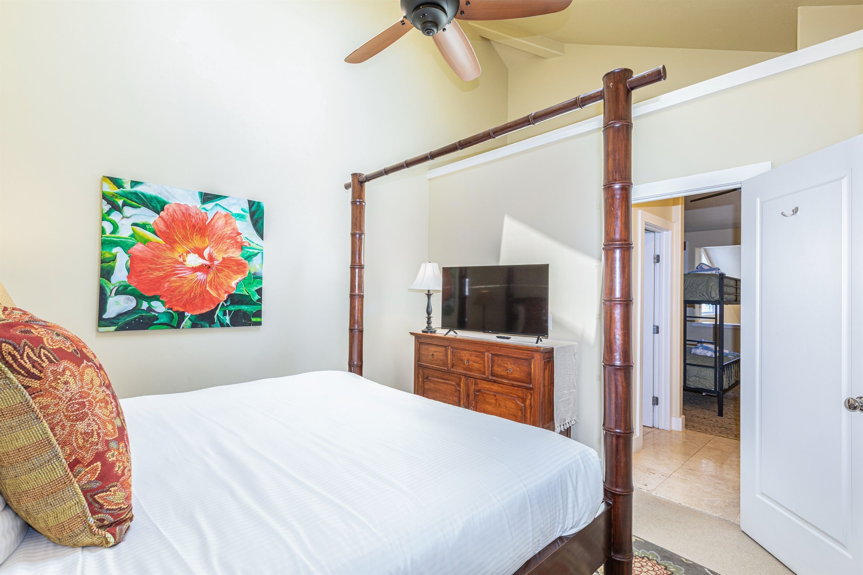 4 Schlafzimmer, Bügeleisen/Bügelbrett, Reisekinderbett, kostenloses WLAN