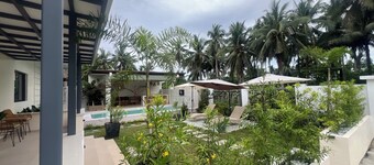 Surf escape in the beautiful Baler, steps from the beach, Peaceful and relaxing.