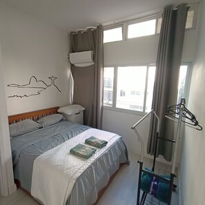 2 slaapkamers, een strijkplank/strijkijzer, wifi, beddengoed
