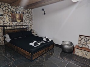 2 habitaciones, tabla de planchar con plancha, wifi y ropa de cama