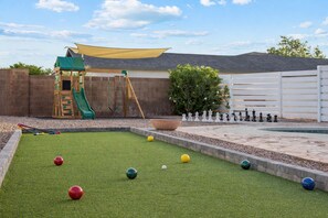 Children’s area - Prime Location | Shared Pool | Hot Tub | Games (Phoenix)