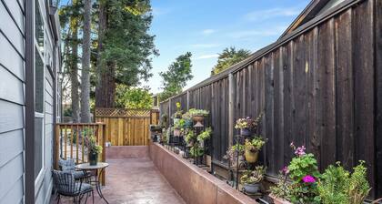 Privately Secluded 2-BR Guesthouse in Fremont