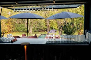 Bar (en el alojamiento)