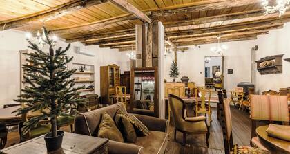 OAK glamping relax, CAUTHA cushy tent romantic and stylish, in a magical forest