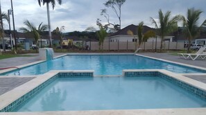 Piscine extérieure