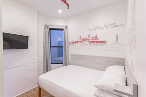 Deluxe Queen | Iron/ironing board, free WiFi, bed sheets - JGSTAY - Times Square (New York)