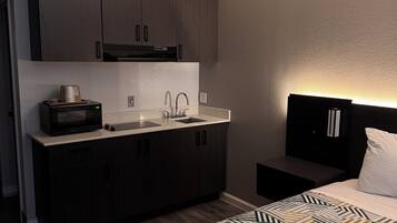 Bed sheets, wheelchair access