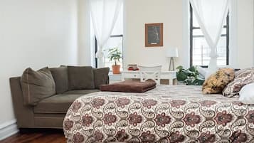 2 bedrooms, WiFi, bed sheets