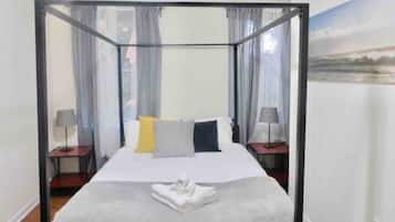 3 bedrooms, iron/ironing board, WiFi