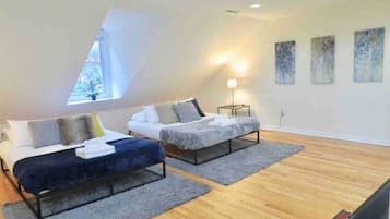 3 bedrooms, iron/ironing board, WiFi