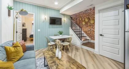 Bi-Level 2/2 w/Rooftop | Sleeps 12 | 10 min to DT