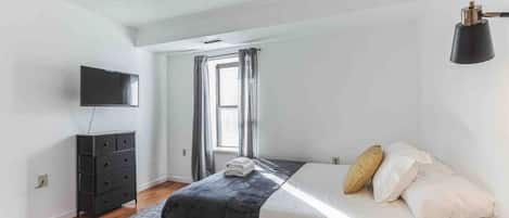3 chambres, fer et planche Ă repasser, Wi-Fi, draps fournis