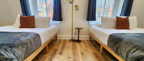 1 bedroom, desk, iron/ironing board, WiFi