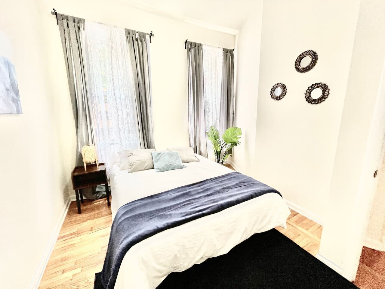 2 slaapkamers, een strijkplank/strijkijzer, wifi, beddengoed