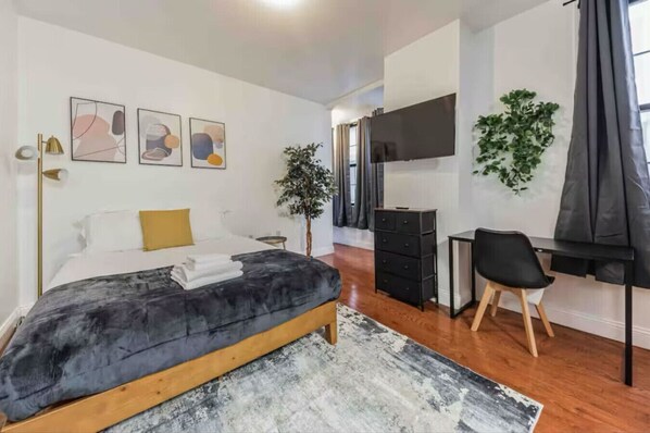 1 bedroom, WiFi, bed sheets
