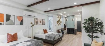 Large Studio w/2 Beds & Balcony (C)
