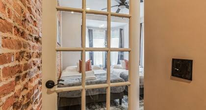 Jr 1Br w/2 Beds | 10 min to DT