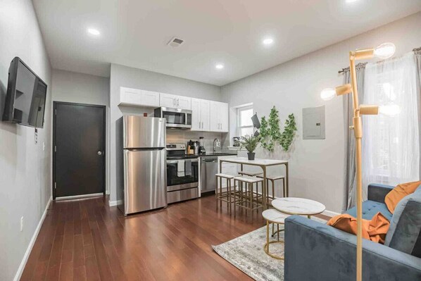 Interior - Charming Center City 2BR | Sleeps 8 people | (Philadelphia)