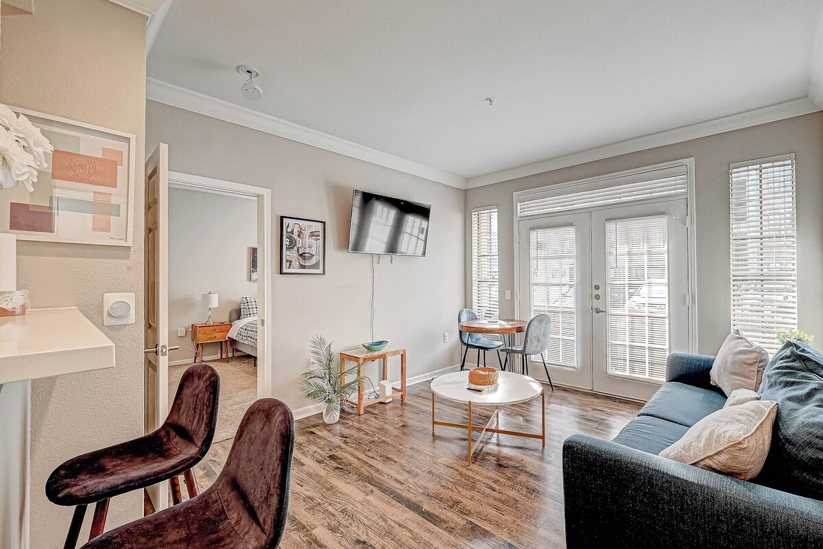 Photo 11 of Modern Medical Center Condo - Walk to Hospitals - Discounts for Long Stays