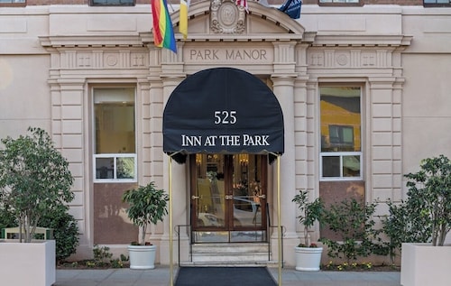 Charming studio suite in delightful Banker's Hill San Diego-Walk to Balboa Park