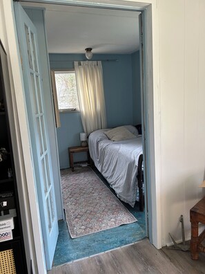 2 habitaciones y ropa de cama