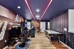 Spielezimmer