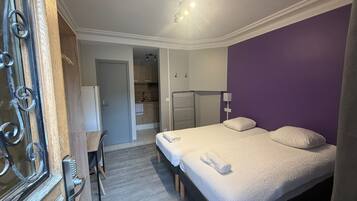 經典開放式客房 | 書桌、筆電工作空間、免費無線上網