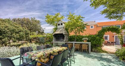 2 bedroom lovely apartment in Veli Losinj