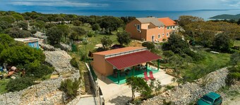 2 bedroom lovely apartment in Veli Losinj