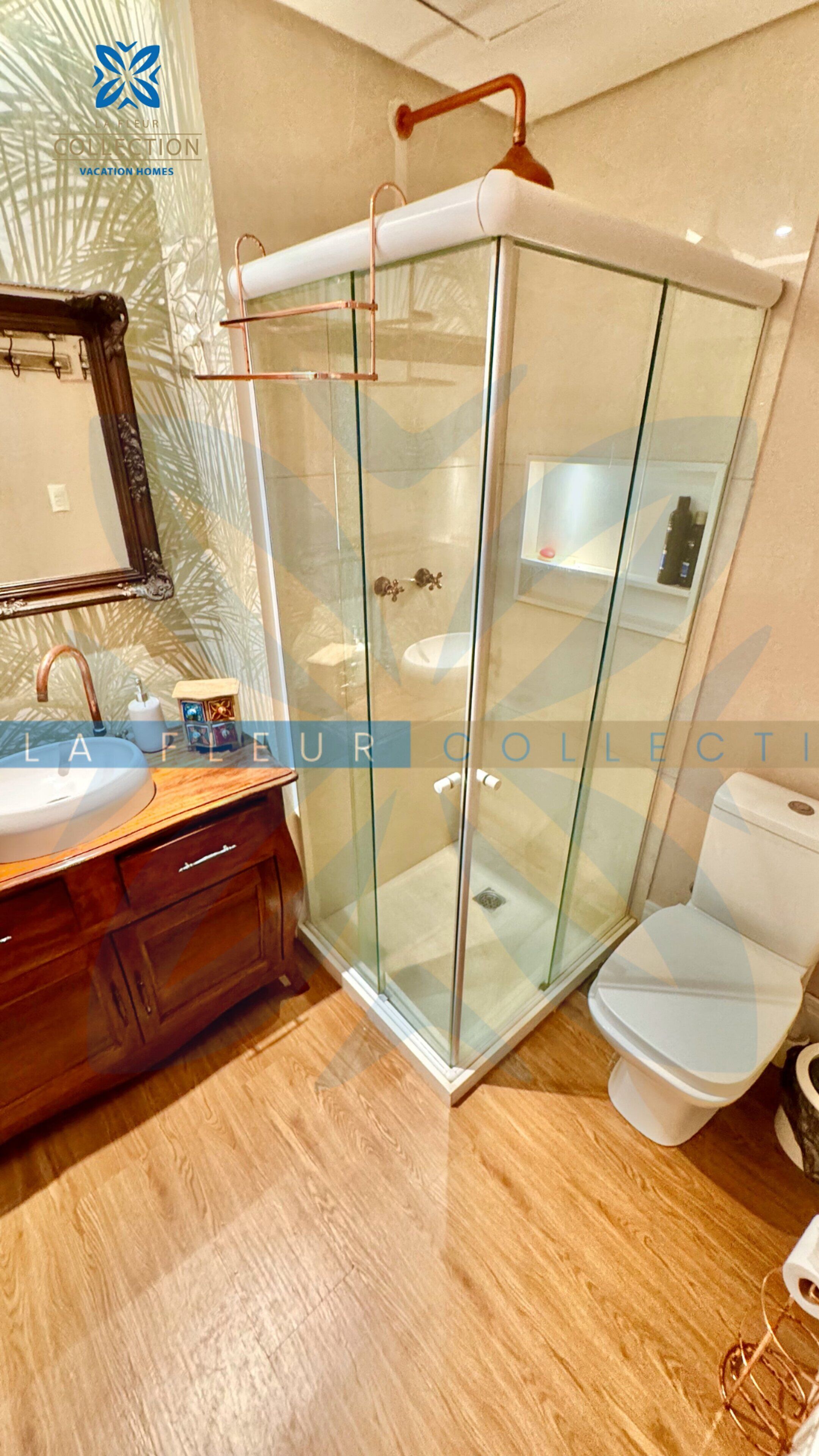 Deluxe-Apartment, Mehrere Betten, Meerblick | Badezimmer