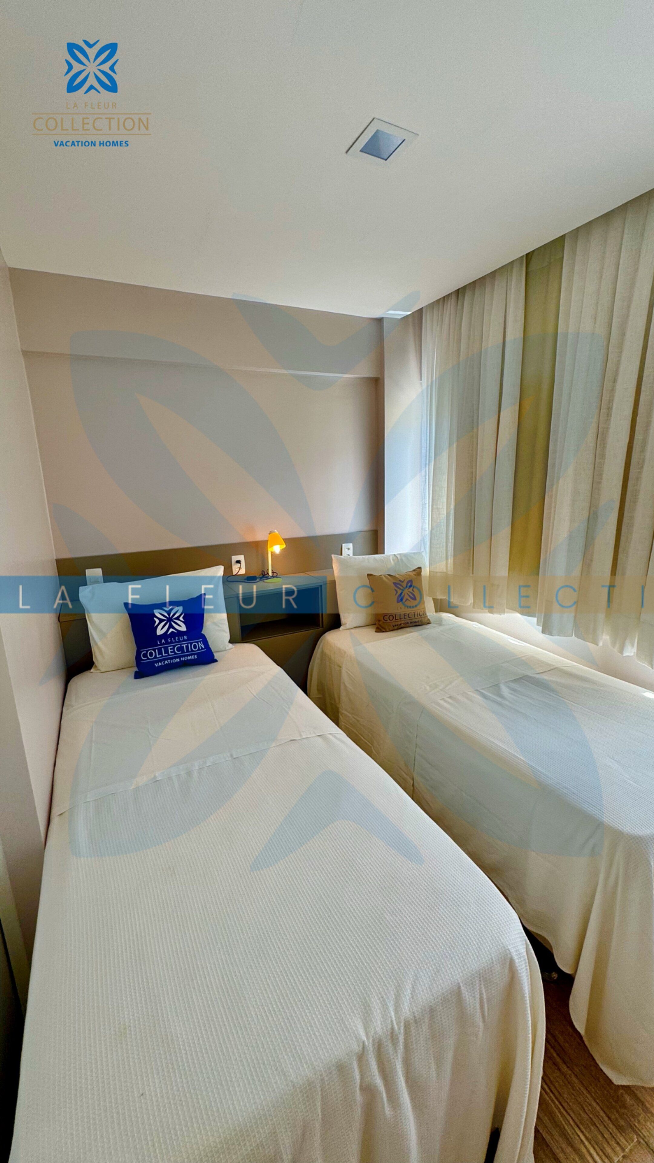 Premium Apartment, Multiple Beds, Private Pool | Desk, laptop workspace, blackout drapes, soundproofing