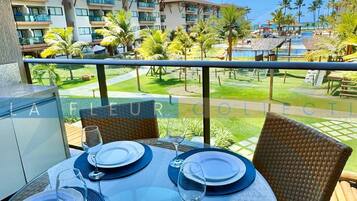 Premium Apartment, Multiple Beds, Ocean View | Outdoor dining
