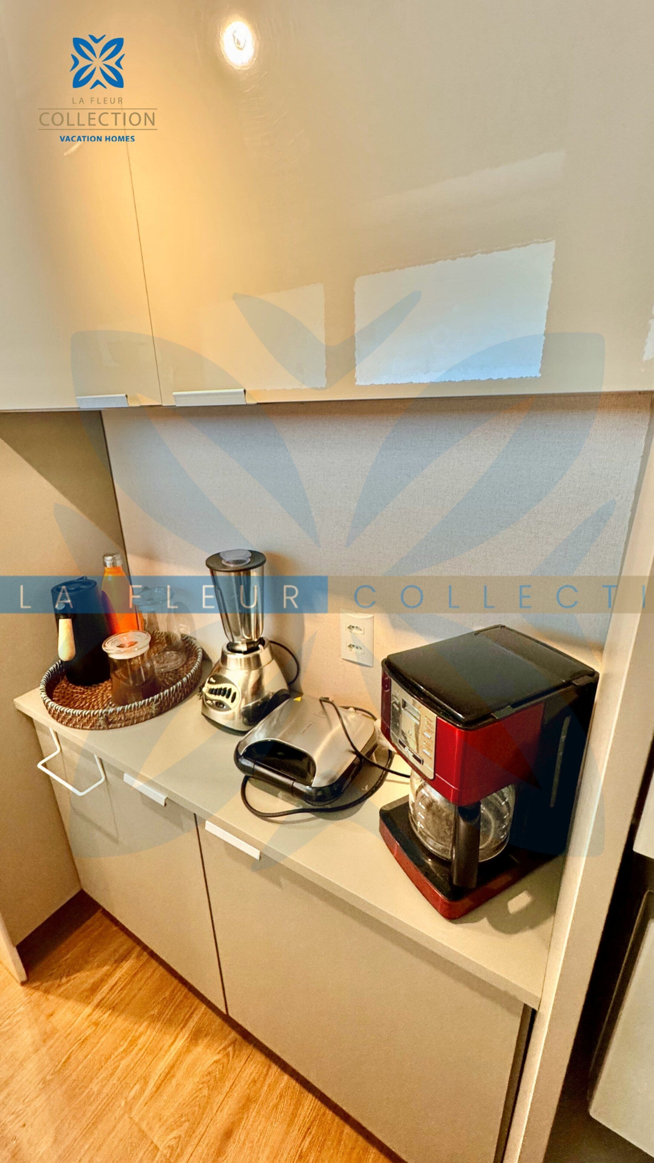 Deluxe appartement, Meerdere bedden, uitzicht op zee | Interieur