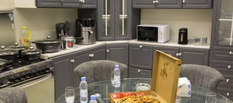 LuxHostel