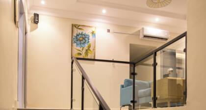 LuxHostel