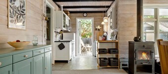 Gorgeous home in Ebeltoft with WiFi