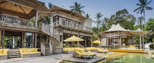 Sunset Ocean Villa