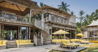 Sunset Ocean Villa