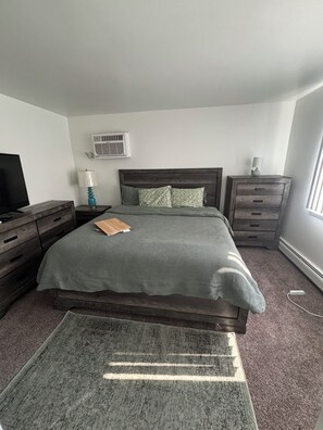 1 quarto, ferros/tábuas de passar roupa, acesso à internet