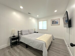 4 habitaciones, tabla de planchar con plancha y wifi gratis 