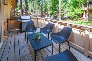 Condo, Multiple Beds, Patio, Mountain View (Golden Antlers Den) | Terrace/patio