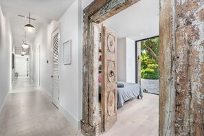 6 chambres, fer et planche à repasser, Wi-Fi, draps fournis