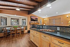 Interior - Fall Getaway ~ 5 BR Family Retreat, Game Room, Fire Pit, Minutes to SkyPark (Lake Arrowhead)