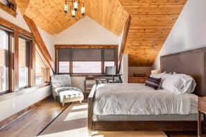 4 habitaciones, escritorio, tabla de planchar con plancha y wifi 