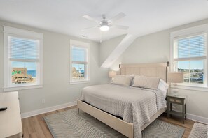 5 bedrooms, iron/ironing board, free WiFi, bed sheets