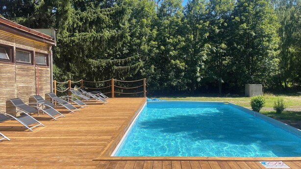 Outdoor pool - Easy Stay Bed, Sauna & Breakfast Carlsbad near Karlovy Vary (Březová)