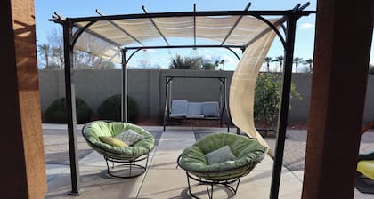 Spacious 4BR Home - Close to Stadium, Golf, Casino - Great Backyard