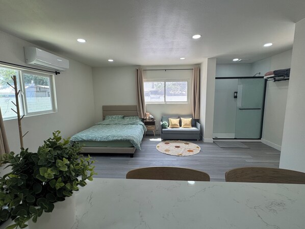 1 chambre, accès au Wi-Fi (inclus)