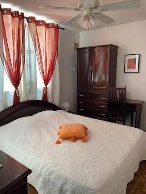 1 camera, Wi-Fi, lenzuola