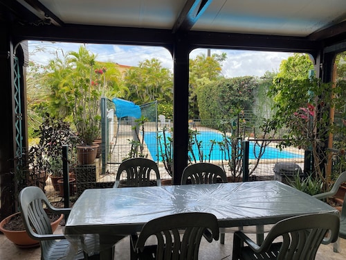 Amazing water front condo with AC in Les Trois-Îlets, Pointe du bout